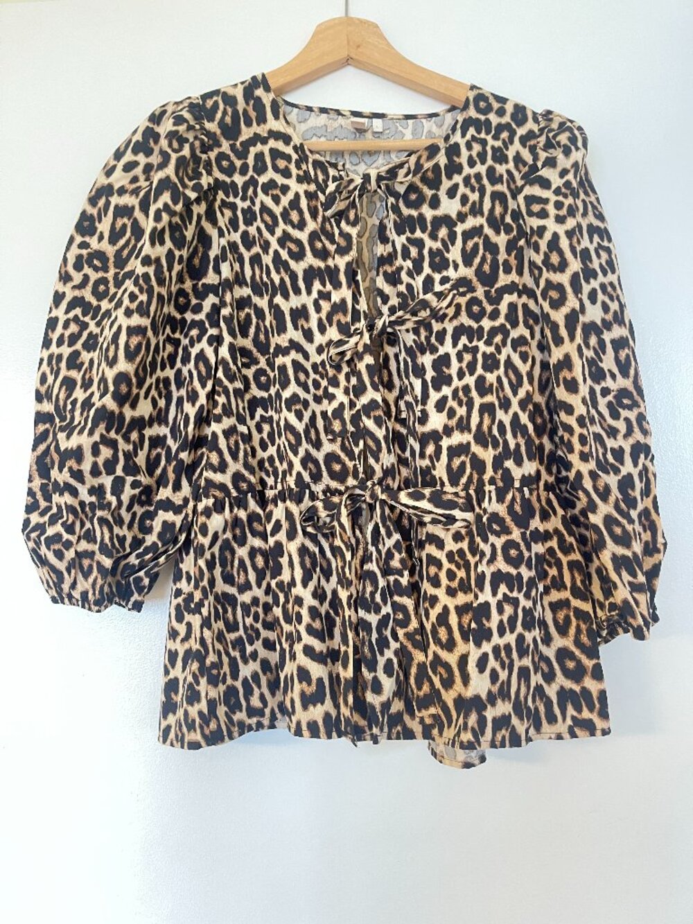 Leopard-print blouse